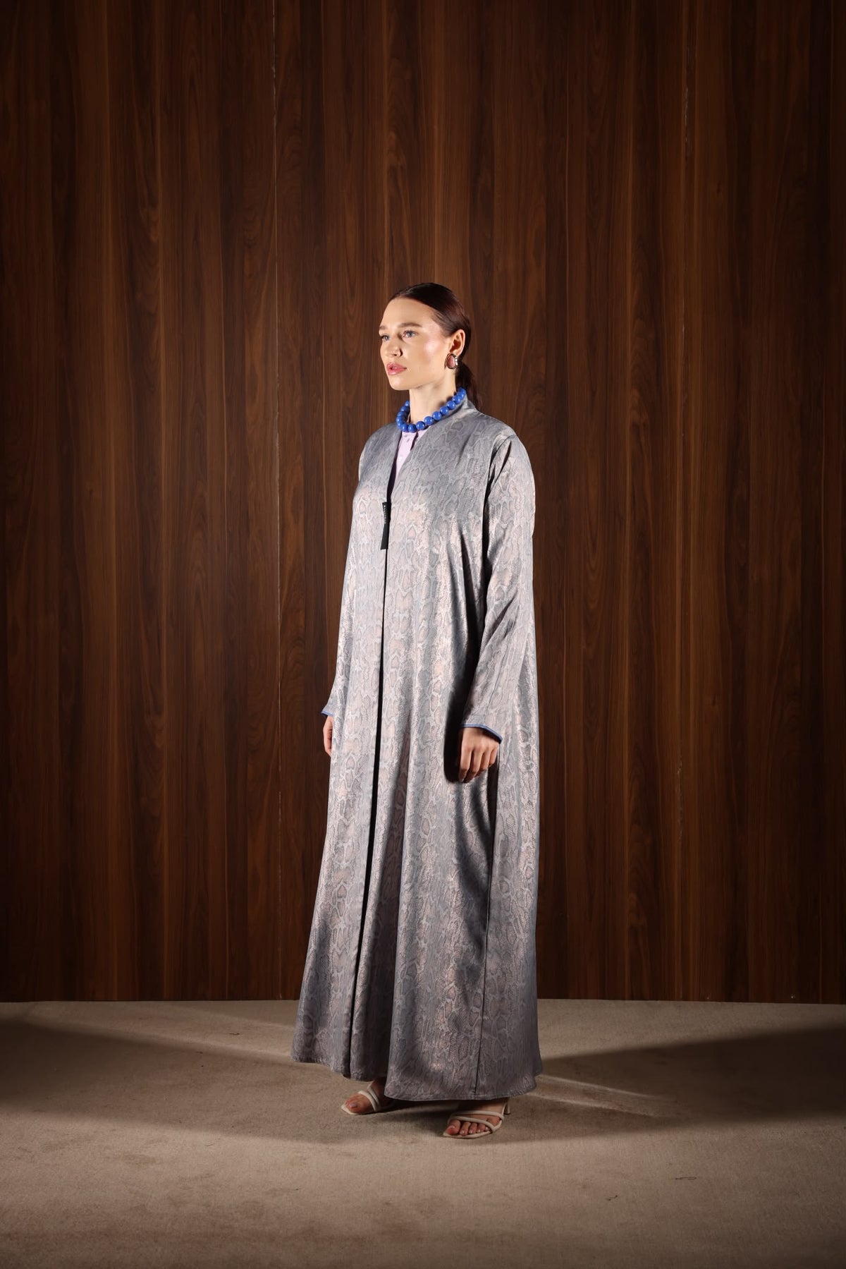Serpent Abaya