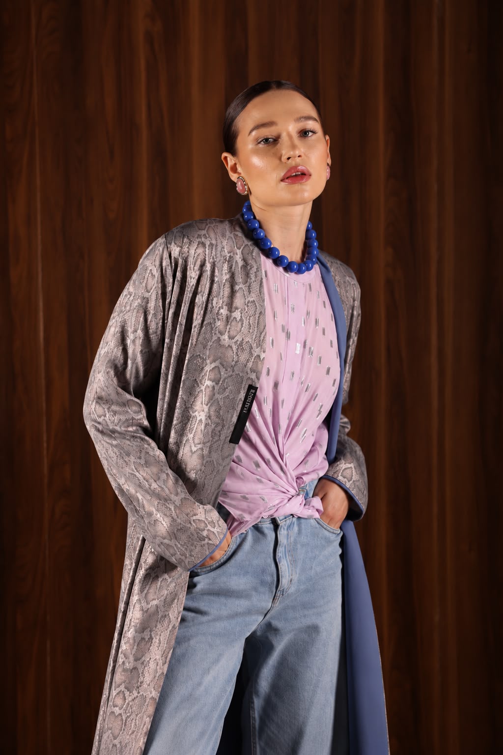 Serpent Abaya
