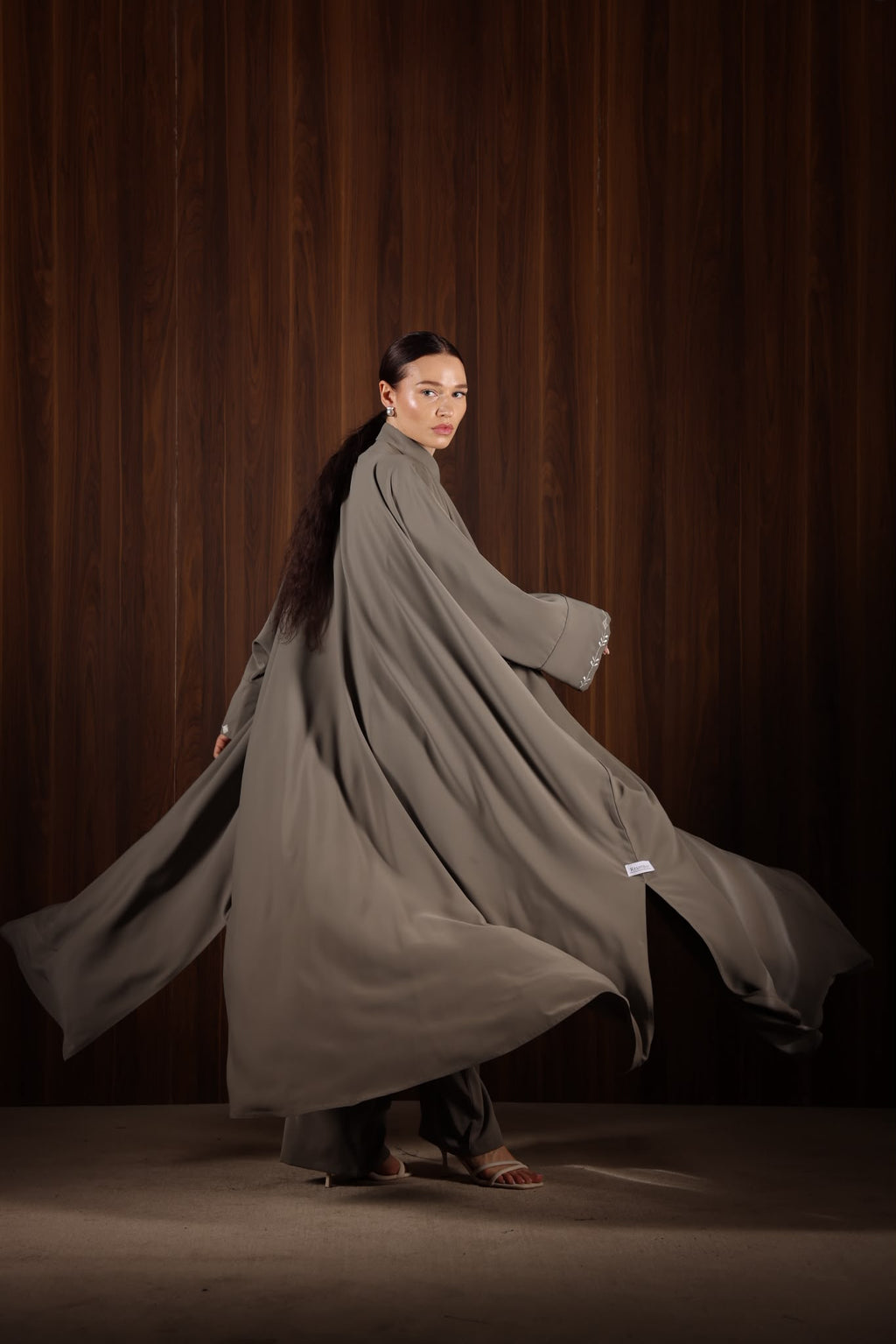 Drift Abaya
