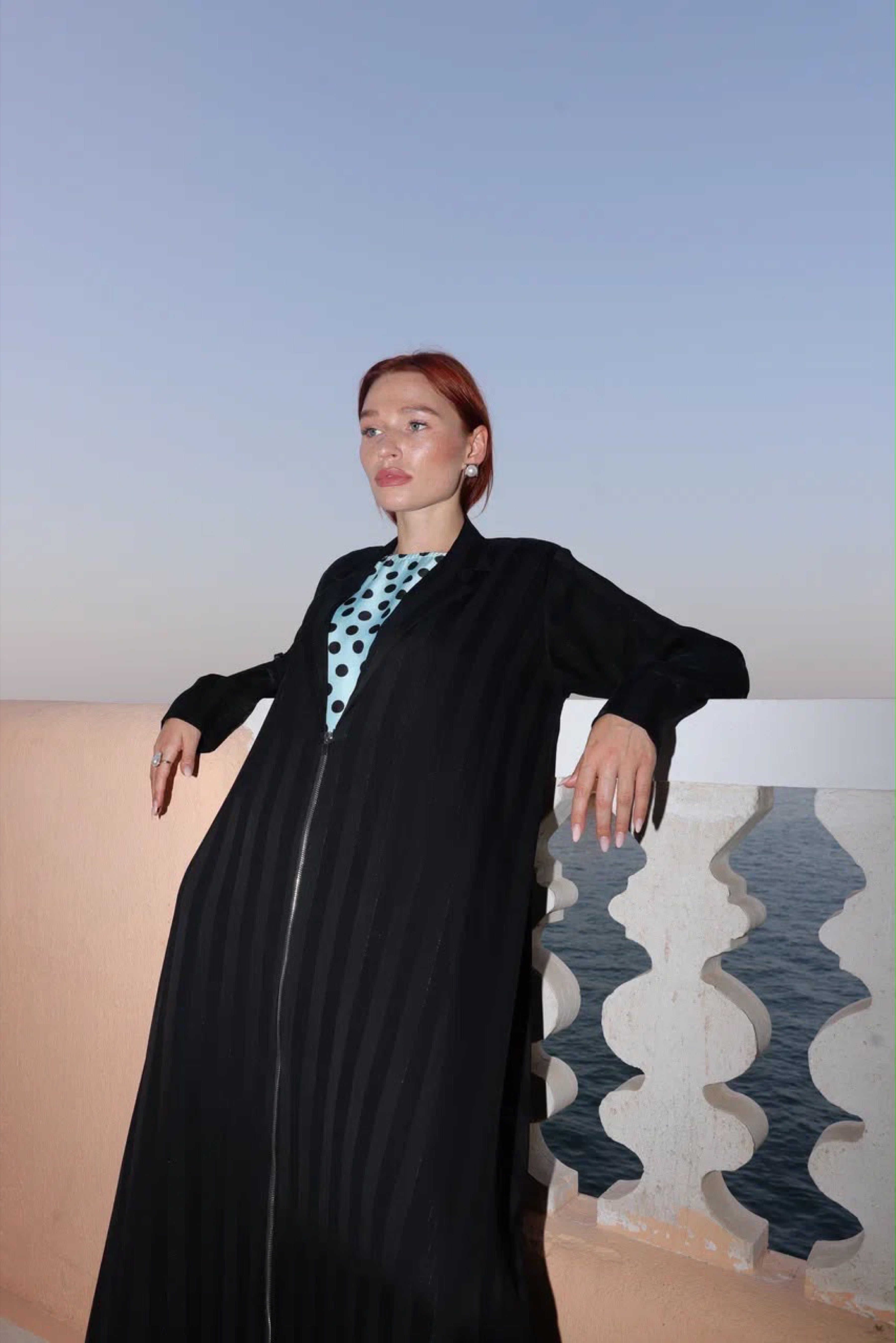 Signature Zip Abaya image 5