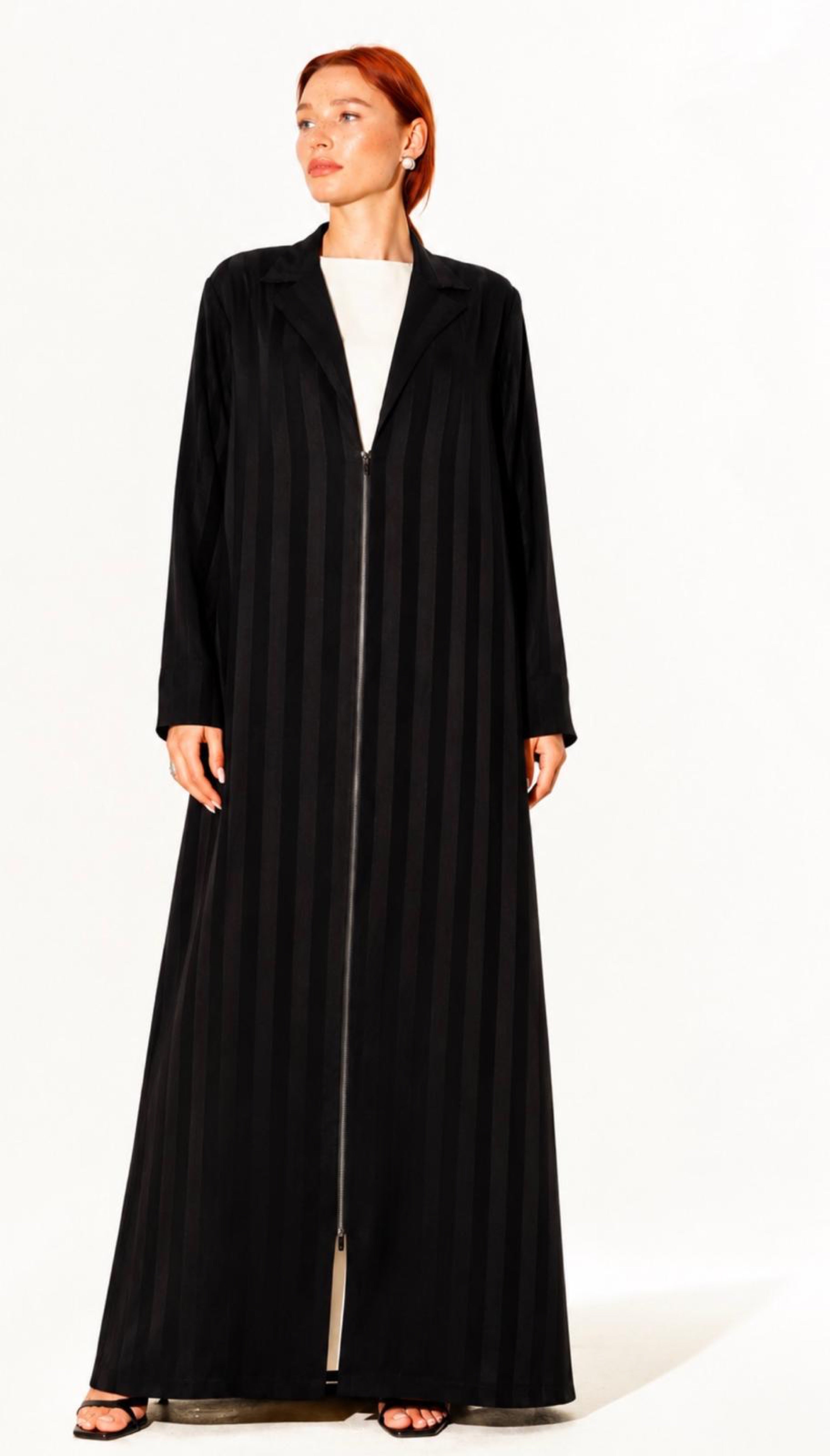 Signature Zip Abaya image 6