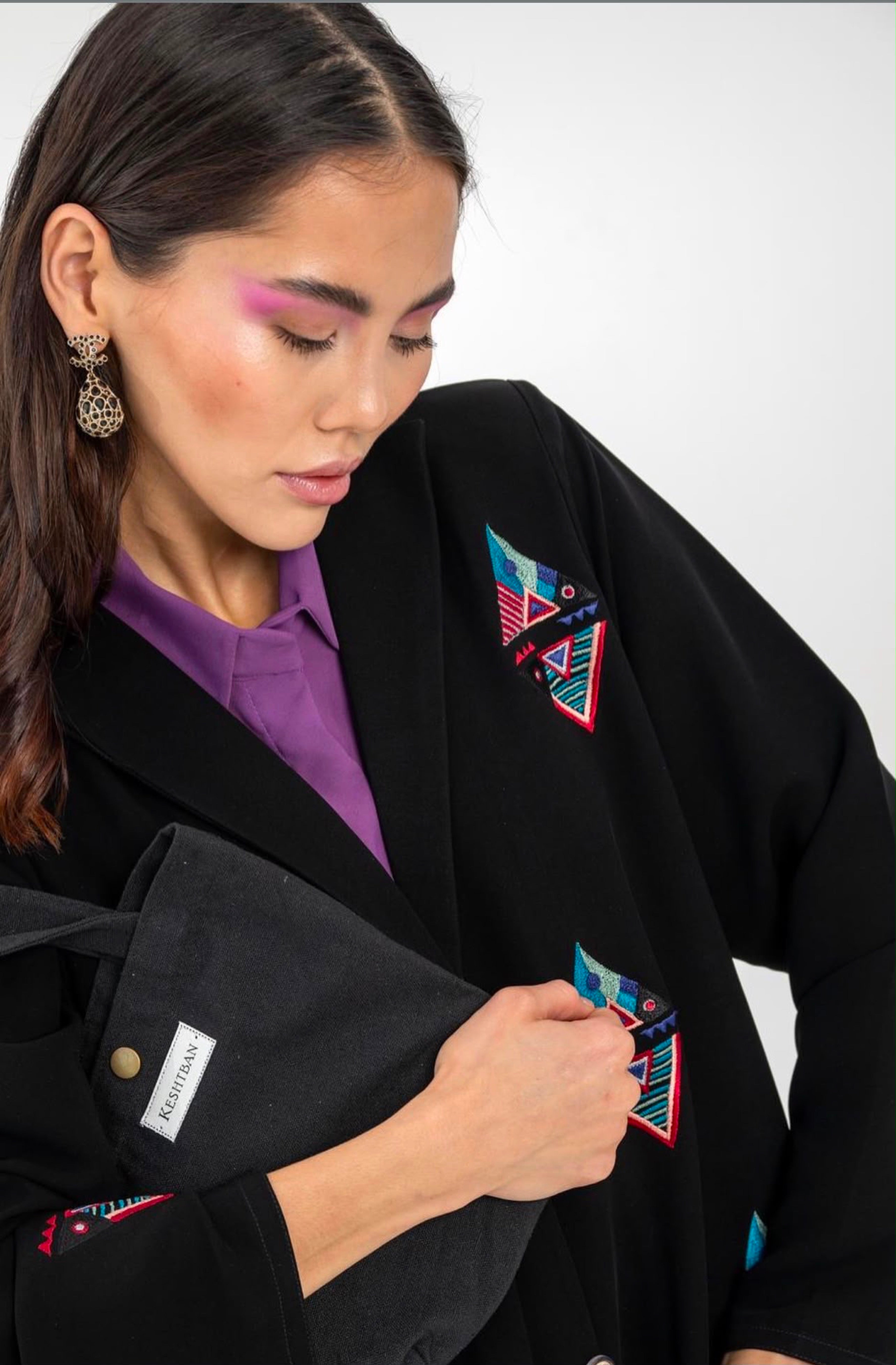 Tribal Echo Abaya image 4